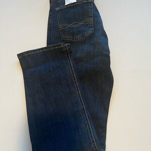 NWT Women's Denizen from Levi's Dark Blue Straight Jeans Size 14R Skinny (G3)